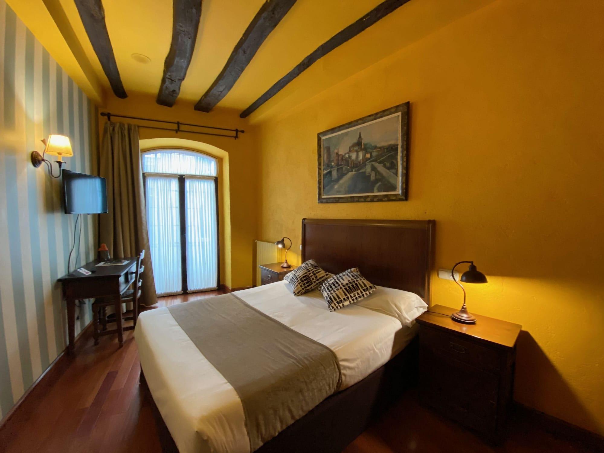 Hotel Alda Via Leon Bagian luar foto