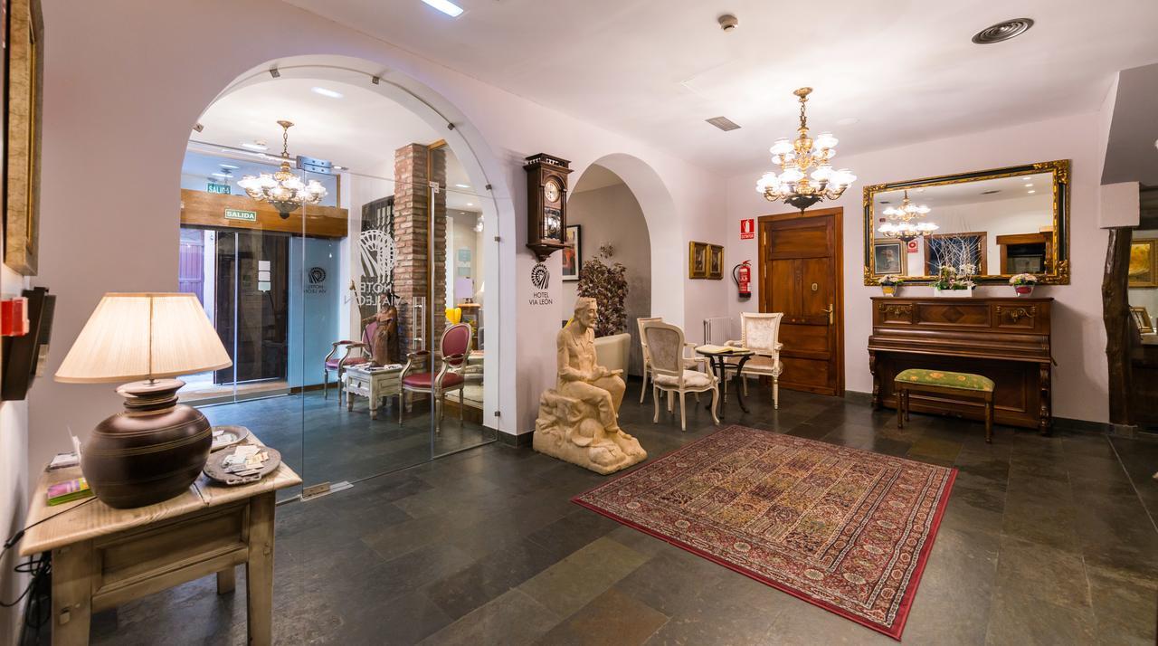 Hotel Alda Via Leon Bagian luar foto