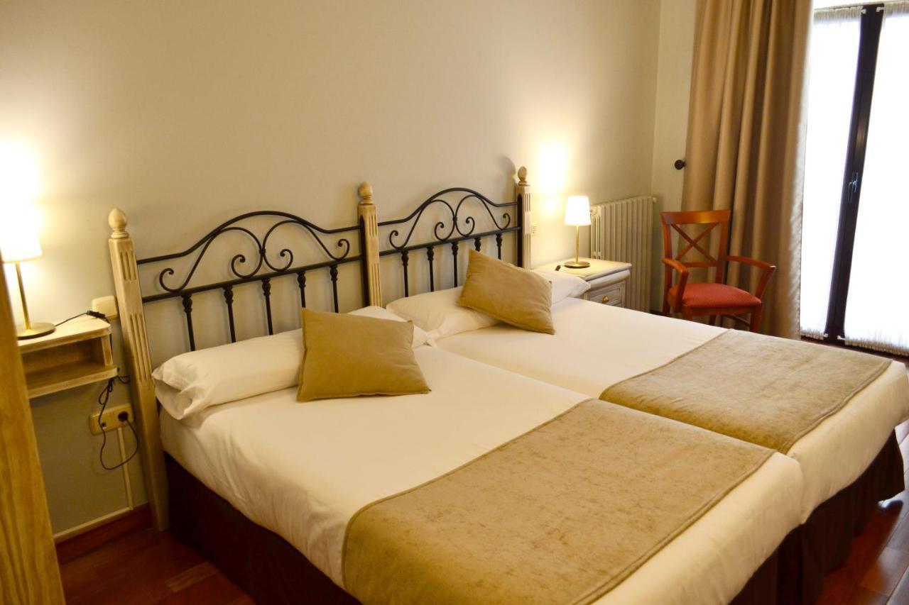 Hotel Alda Via Leon Bagian luar foto
