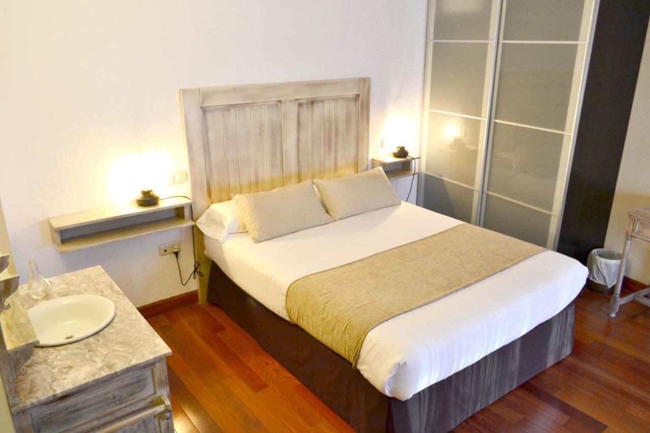 Hotel Alda Via Leon Bagian luar foto