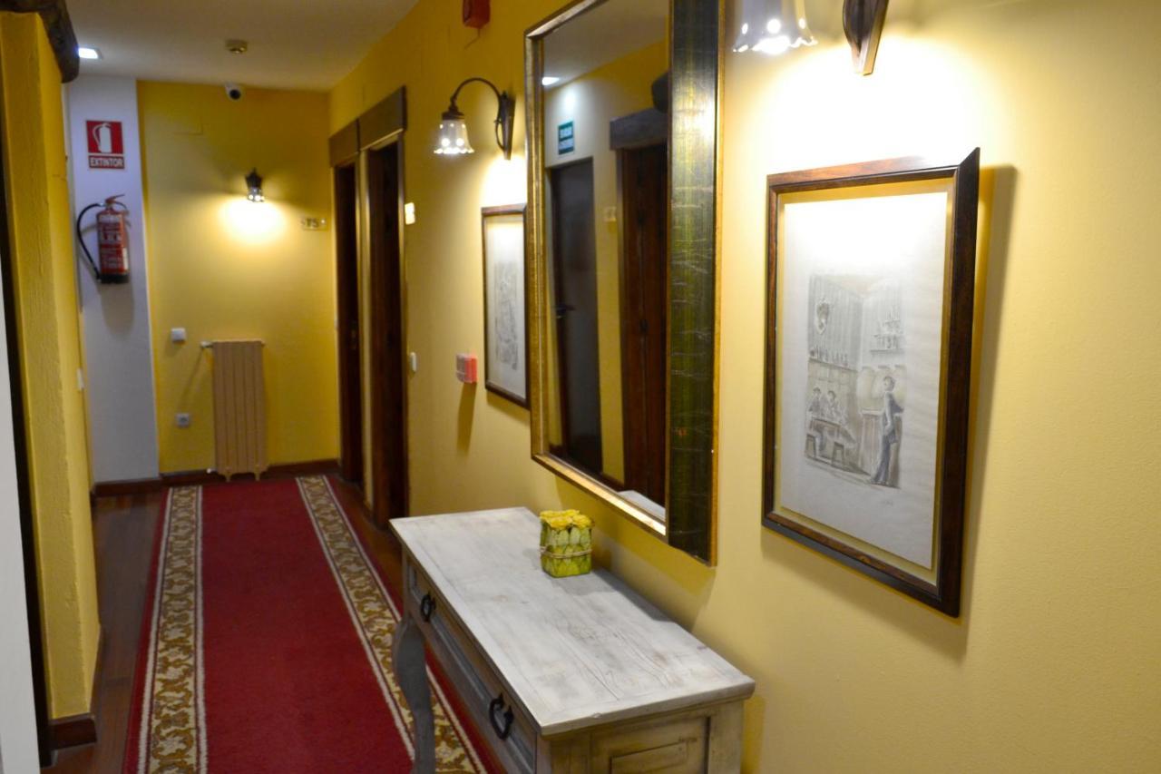 Hotel Alda Via Leon Bagian luar foto